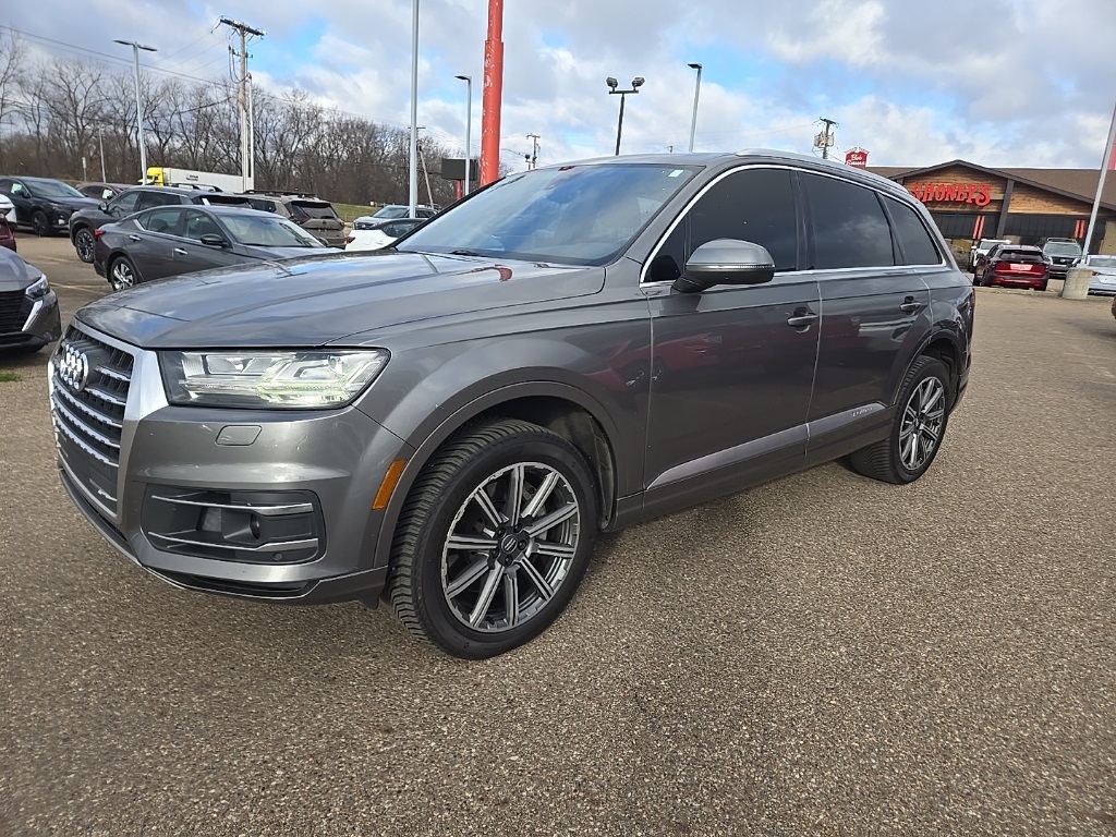 2017 Audi Q7 3.0T Premium Plus photo 2