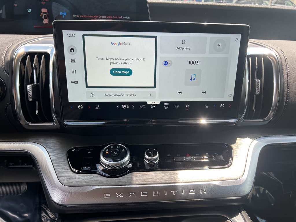 2025 Ford Expedition Platinum MAX photo 29