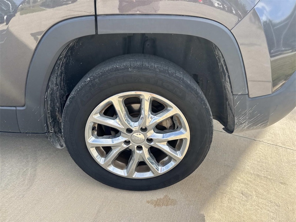 2018 Jeep Cherokee Latitude photo 3