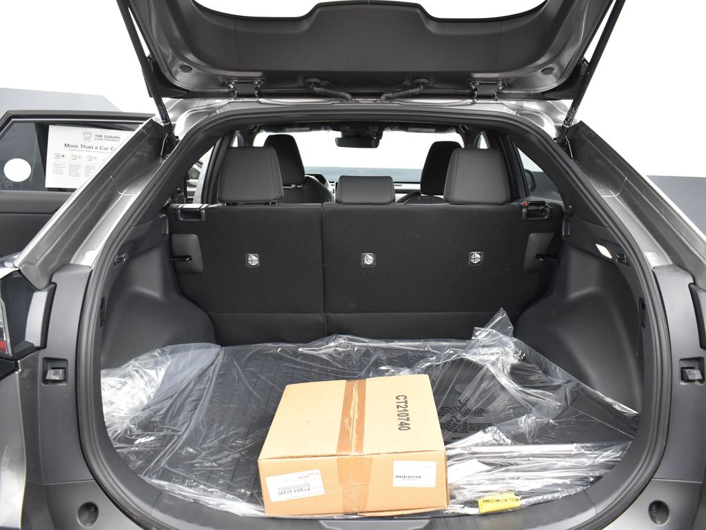 2025 Subaru Solterra Premium photo 23