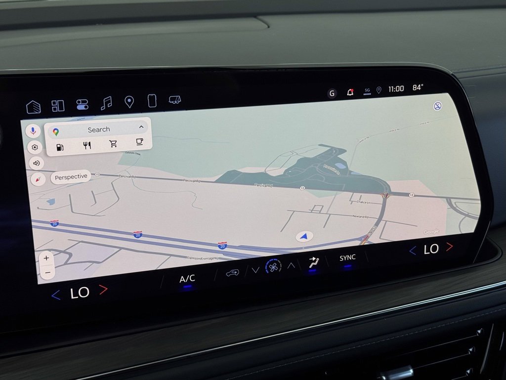 2025 Chevrolet Suburban LS photo 4