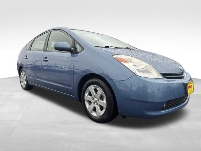 2005 Toyota Prius Base's photo