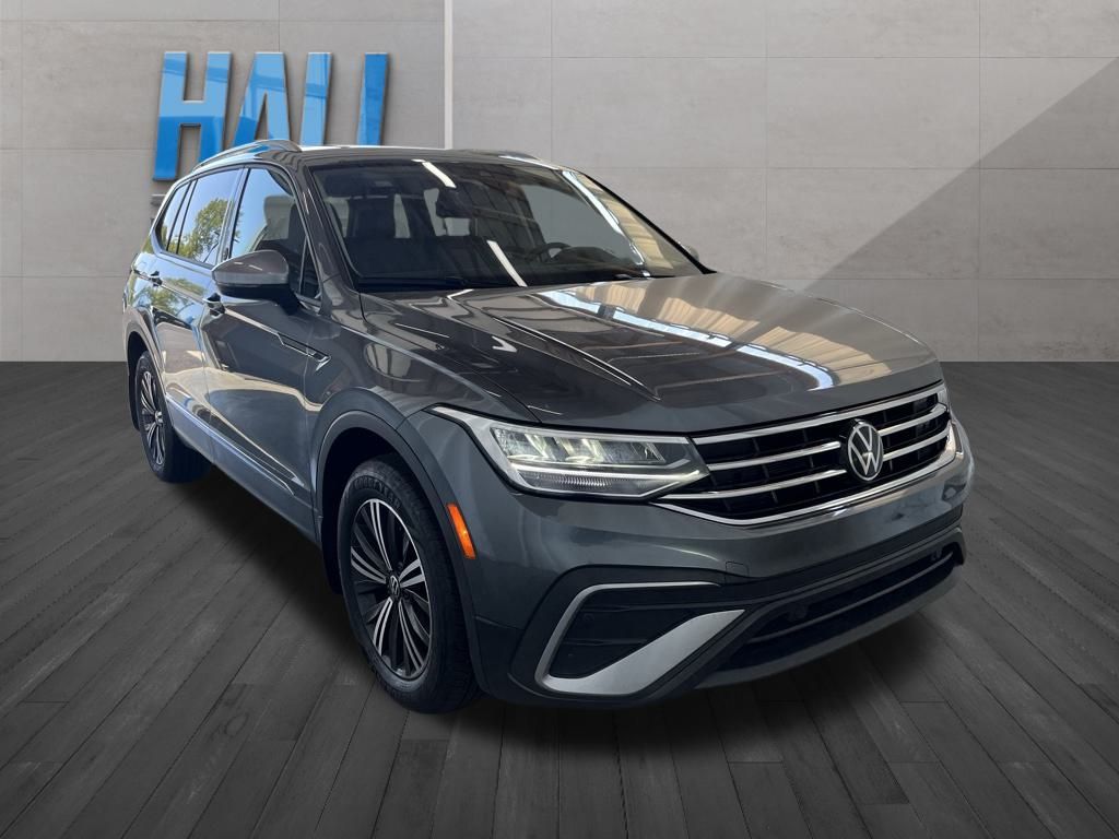 2024 Volkswagen Tiguan SE Wolfsburg Edition photo 7