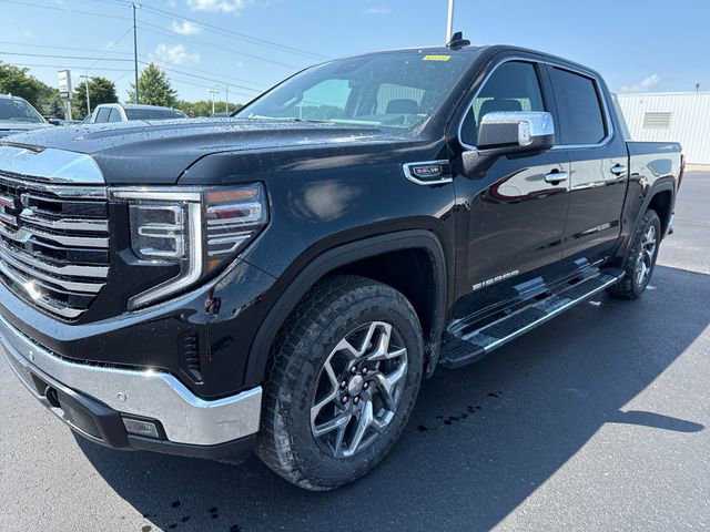 2026 GMC Sierra 1500 SLT's photo