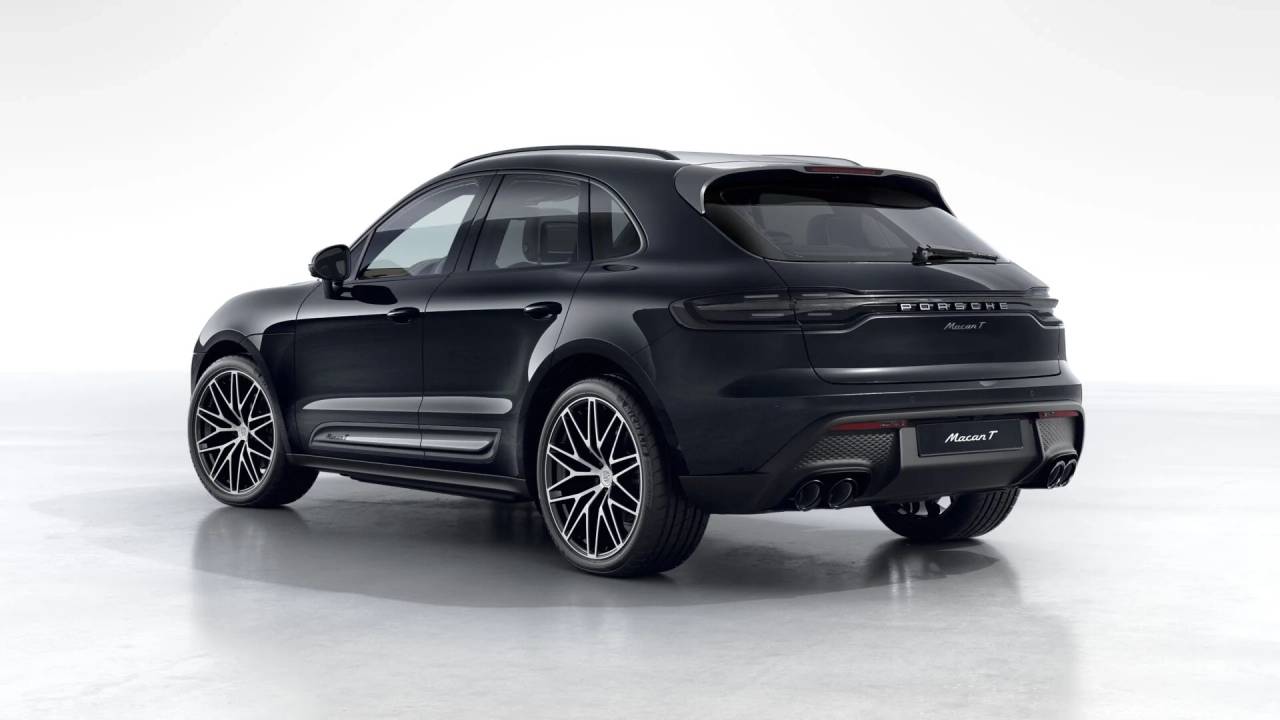 2026 Porsche Macan T photo 3