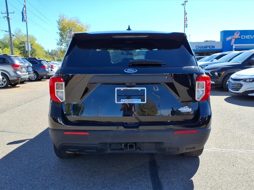 2020 Ford Explorer photo 2