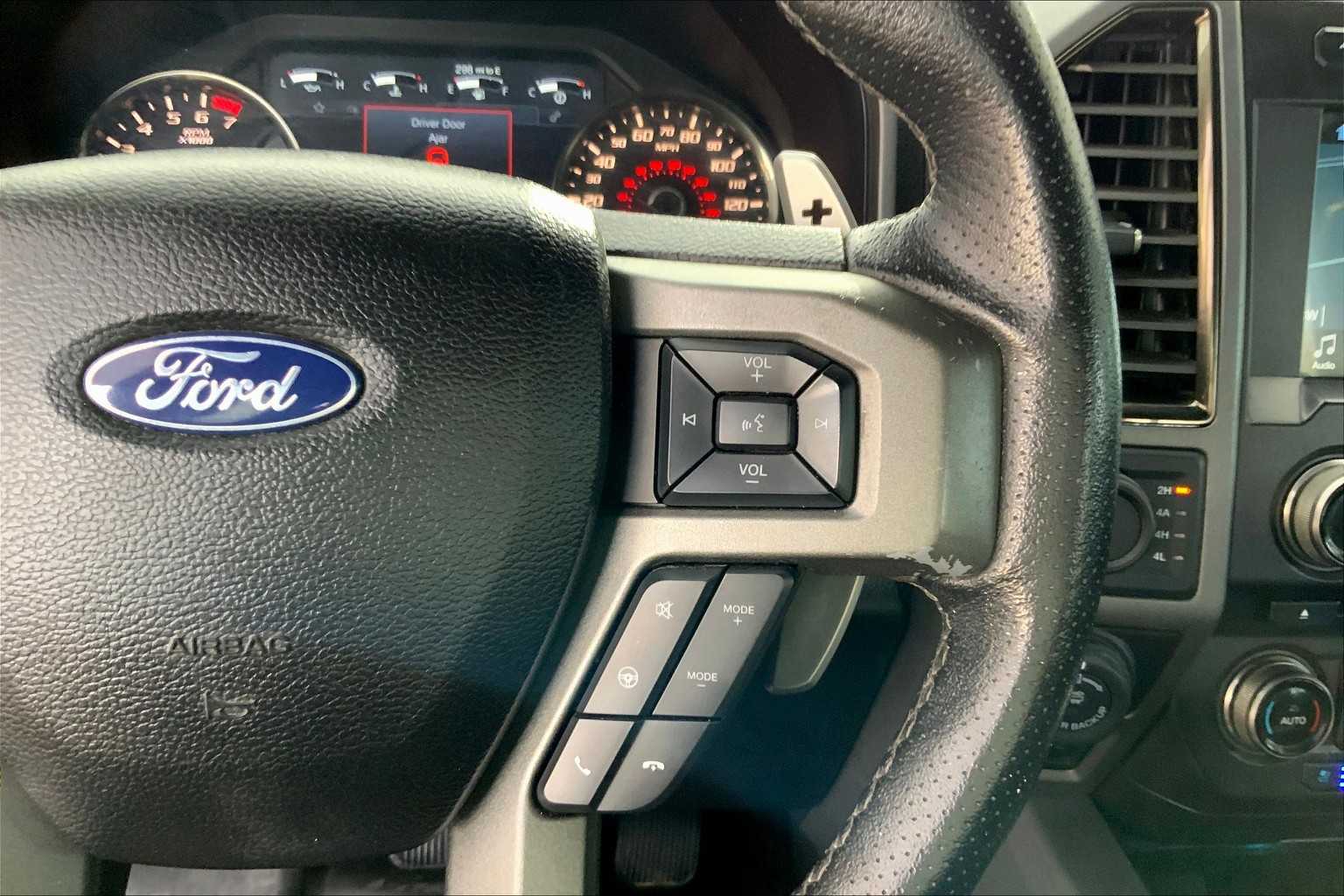 2018 Ford F-150 Raptor photo 22