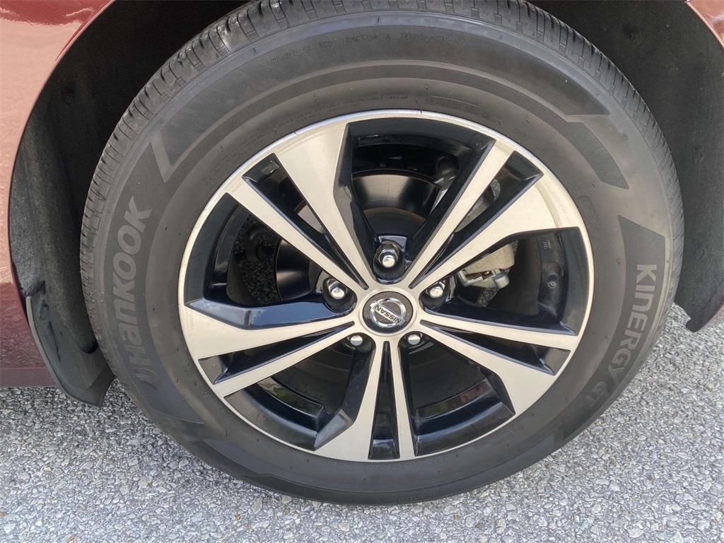2023 Nissan Sentra SV photo 7