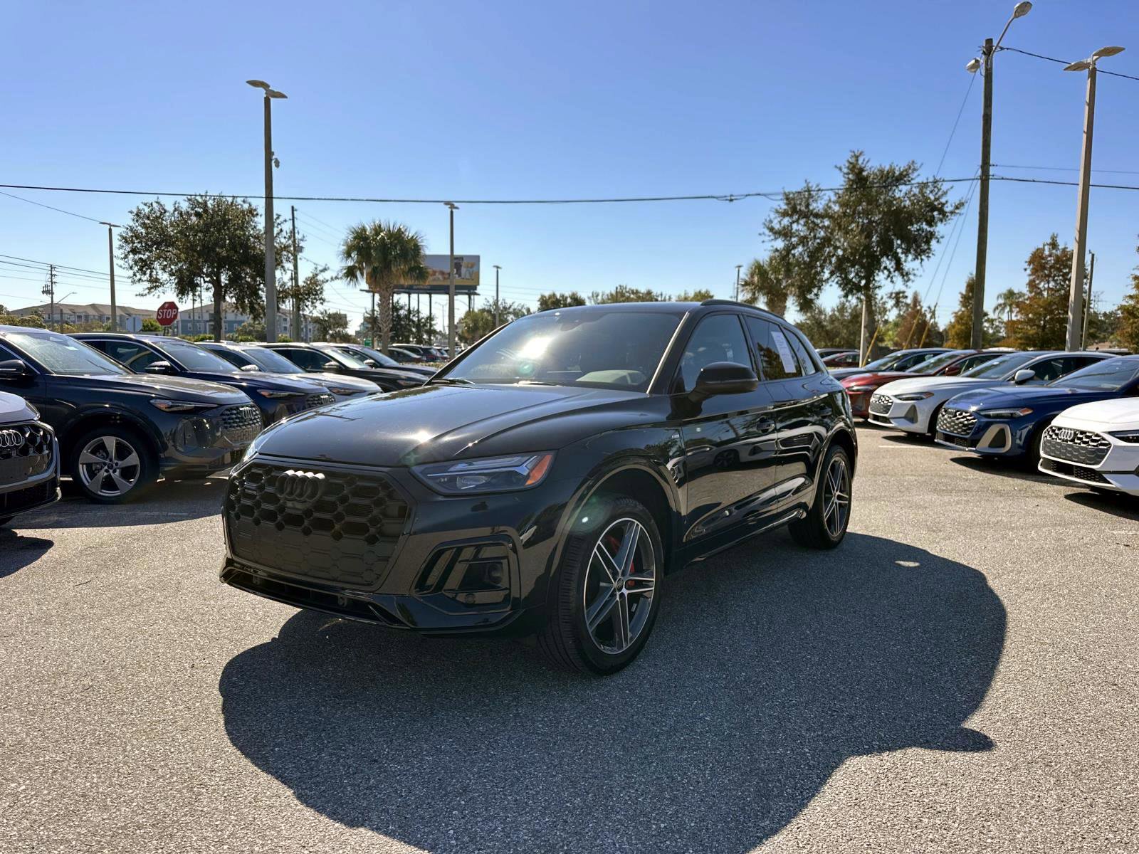 2025 Audi Q5 S line Premium Plus photo 2