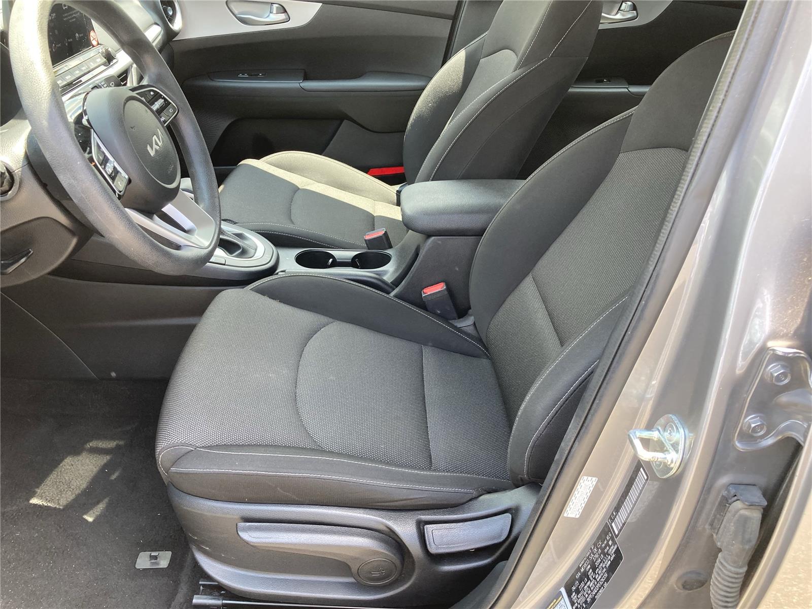 2023 Kia Forte LXS photo 26