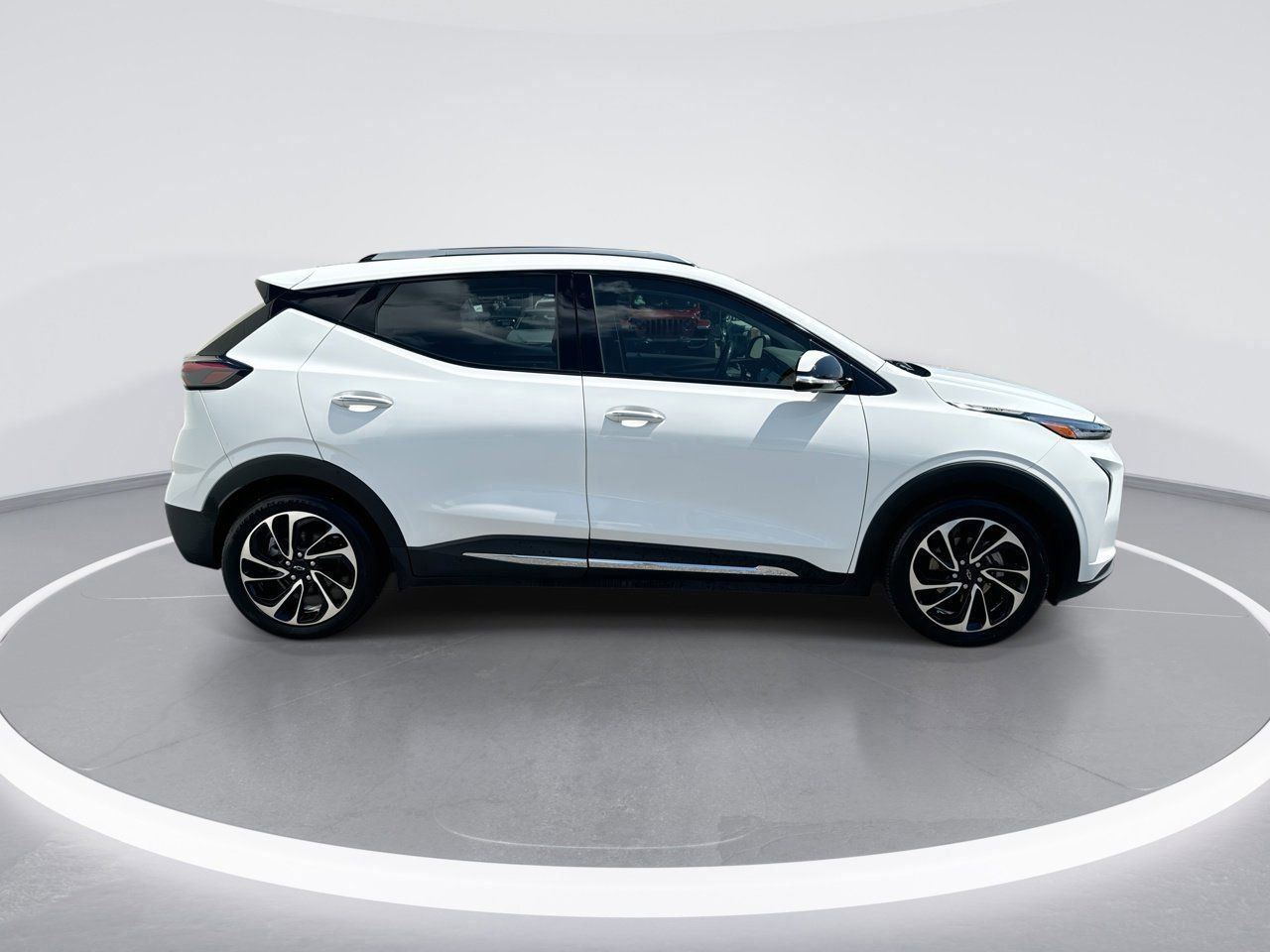 2022 Chevrolet Bolt EUV Premier photo 9