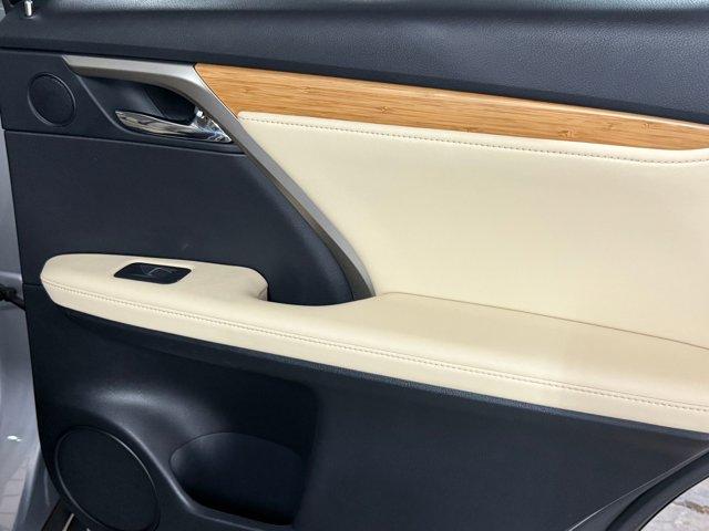 2022 Lexus RX 350L photo 37