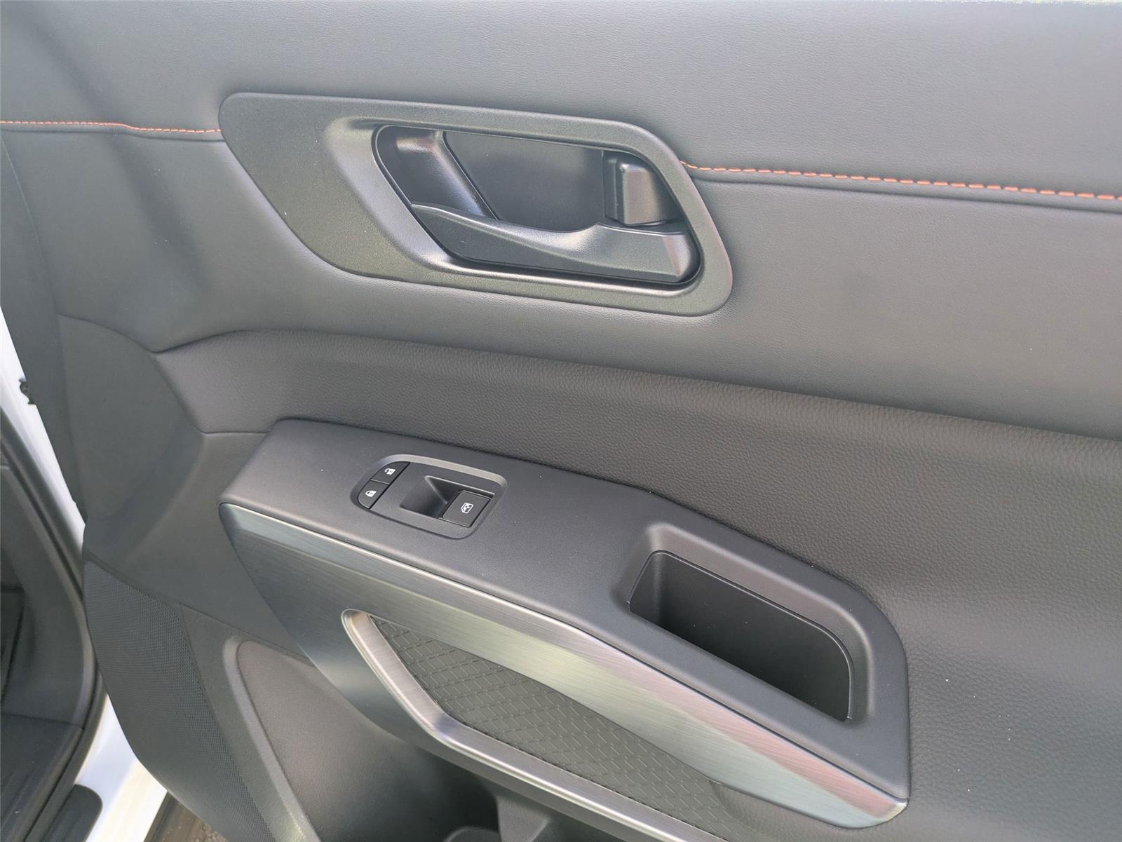 2025 Nissan Pathfinder Rock Creek photo 29