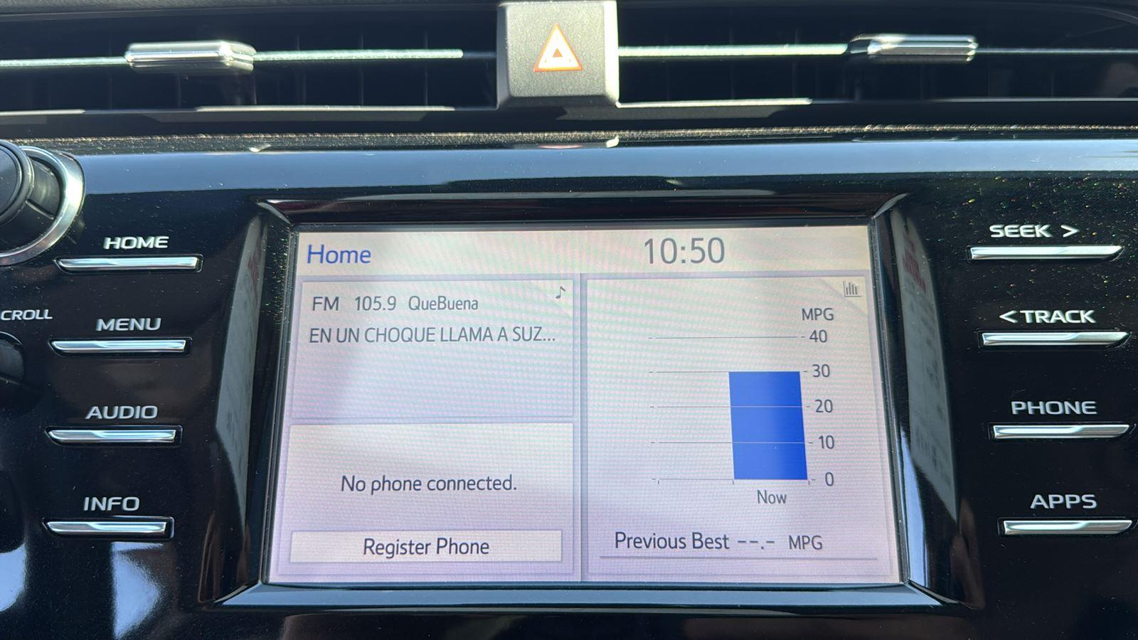 2018 Toyota Camry SE photo 18