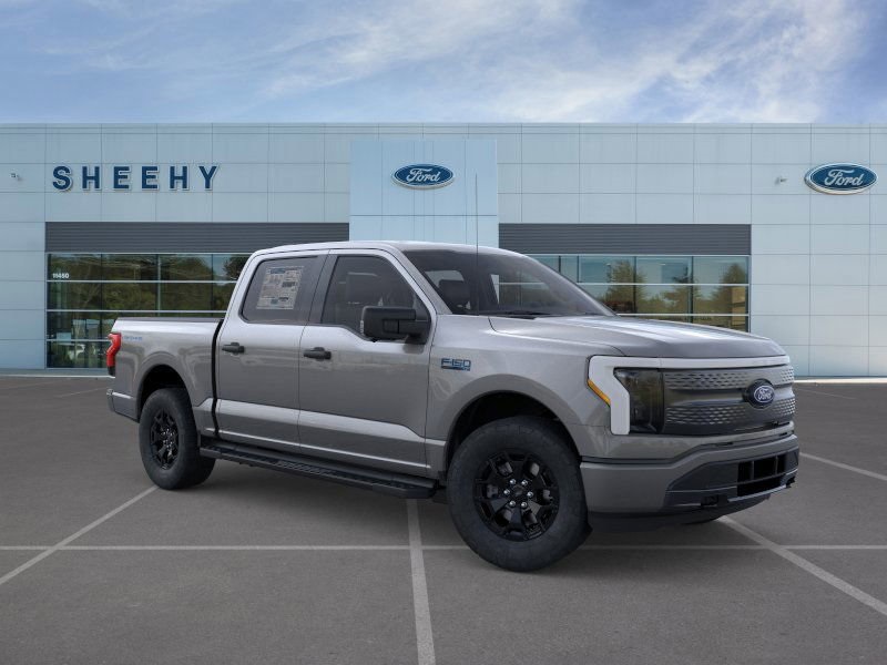 2025 Ford F-150 Lightning XLT's photo