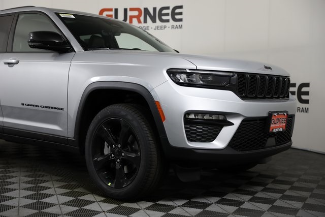 2025 Jeep Grand Cherokee Limited photo 21