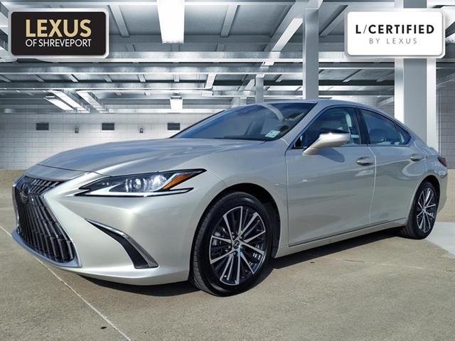 2025 Lexus ES Hybrid 300h's photo