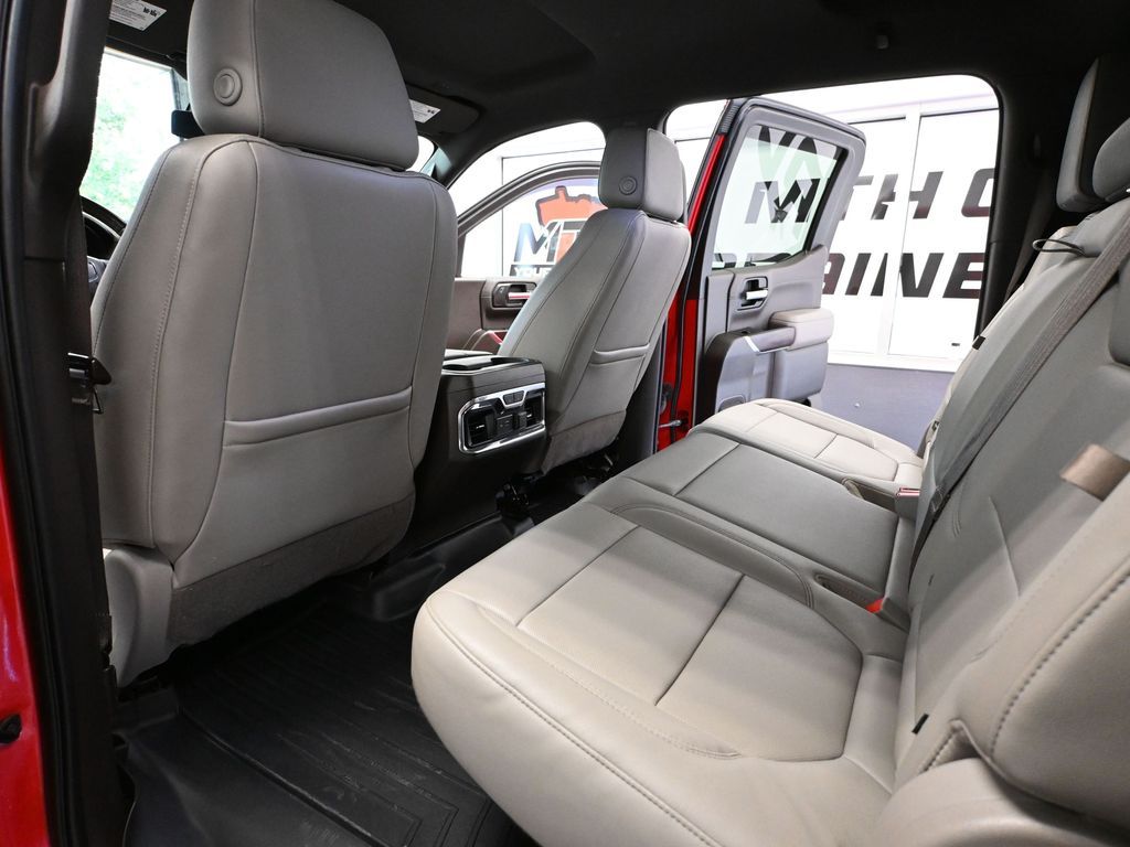 2019 Gmc Sierra 1500 SLT photo 31