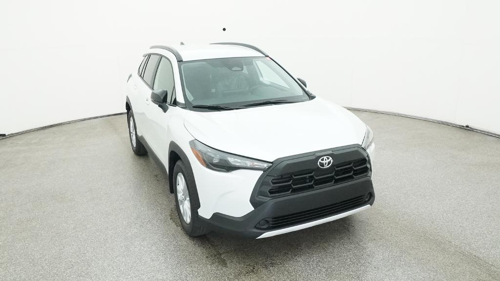 2026 Toyota Corolla Cross LE photo 32