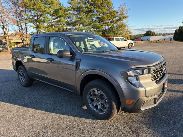2025 Ford Maverick XLT's photo