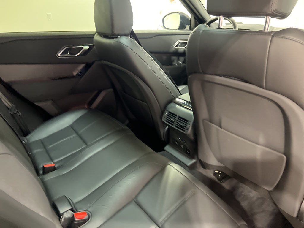 2025 Land Rover Range Rover Velar SE photo 26