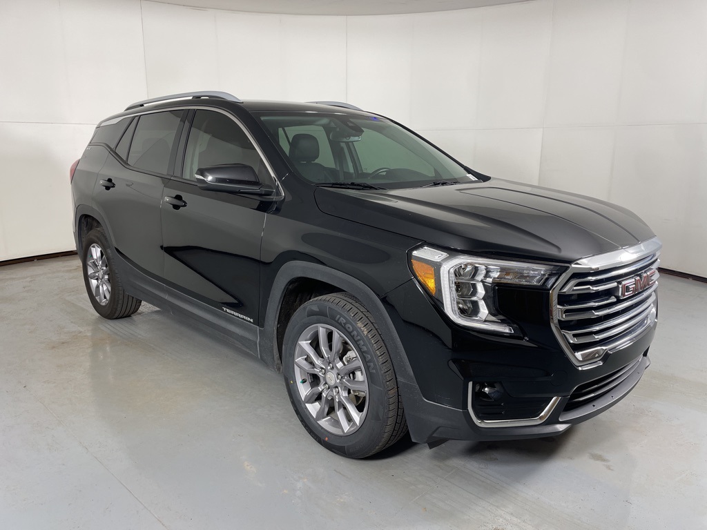 2024 Gmc Terrain SLT photo 2