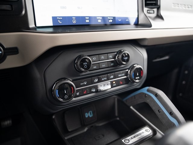 2022 Ford Bronco Wildtrak photo 27