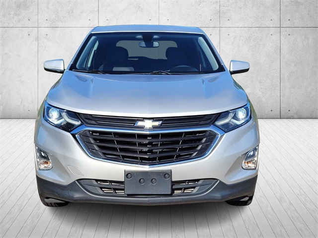 2019 Chevrolet Equinox LT photo 2