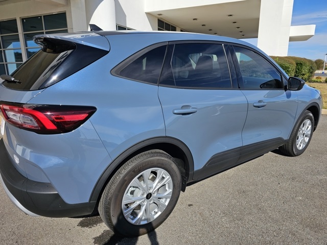 2025 Ford Escape Active photo 3