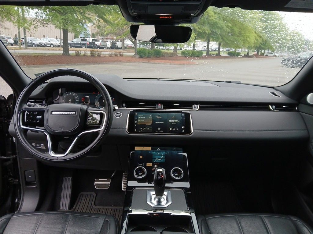 2023 Land Rover Range Rover Evoque R-Dynamic SE photo 11