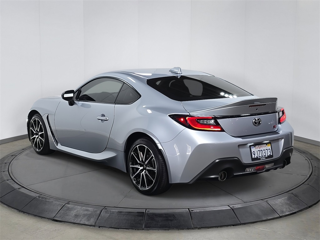 2023 Toyota GR86 photo 9