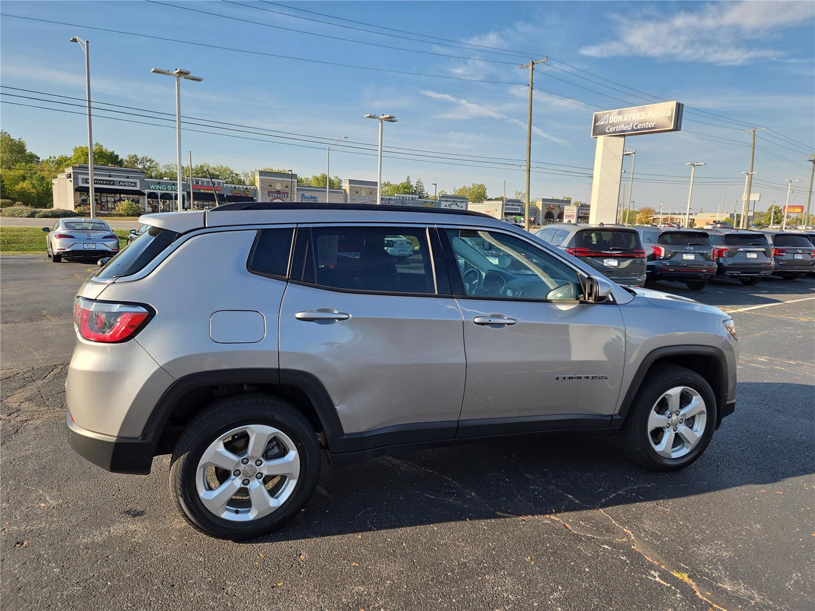 2018 Jeep Compass North Edition Latitude photo 23