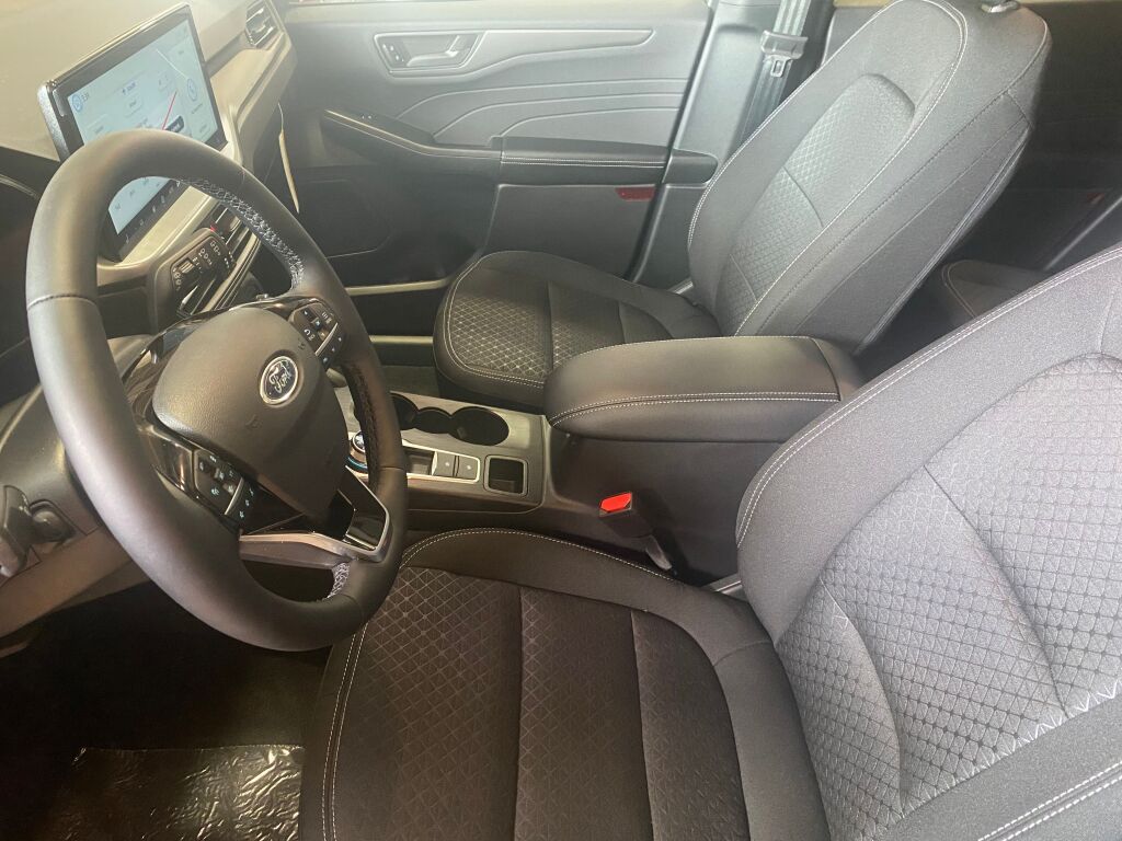 2025 Ford Escape Active photo 6
