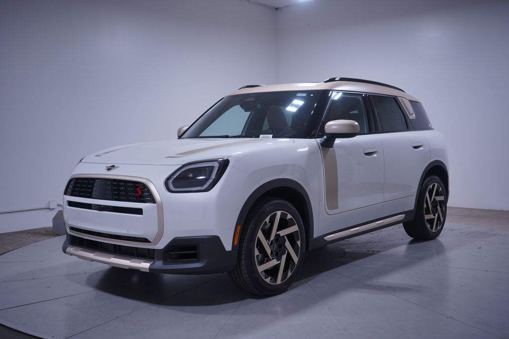 2026 MINI Countryman S's photo