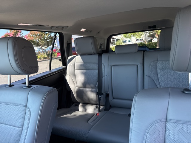 2023 Toyota Sequoia SR5 photo 10