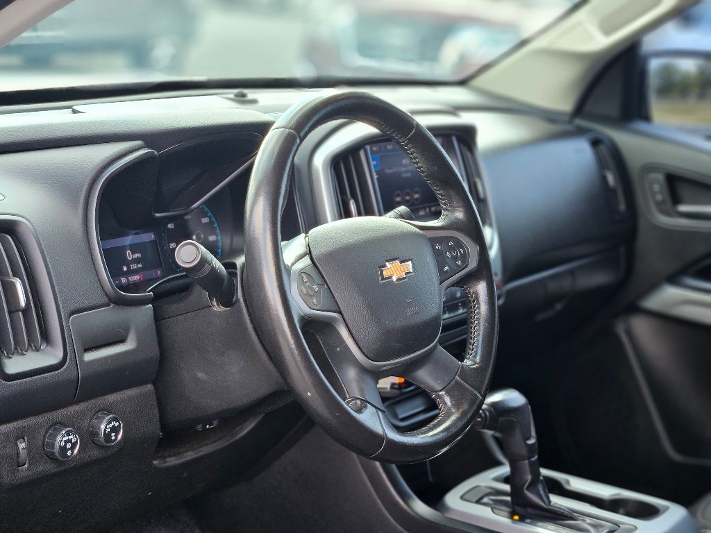 2020 Chevrolet Colorado LT photo 10