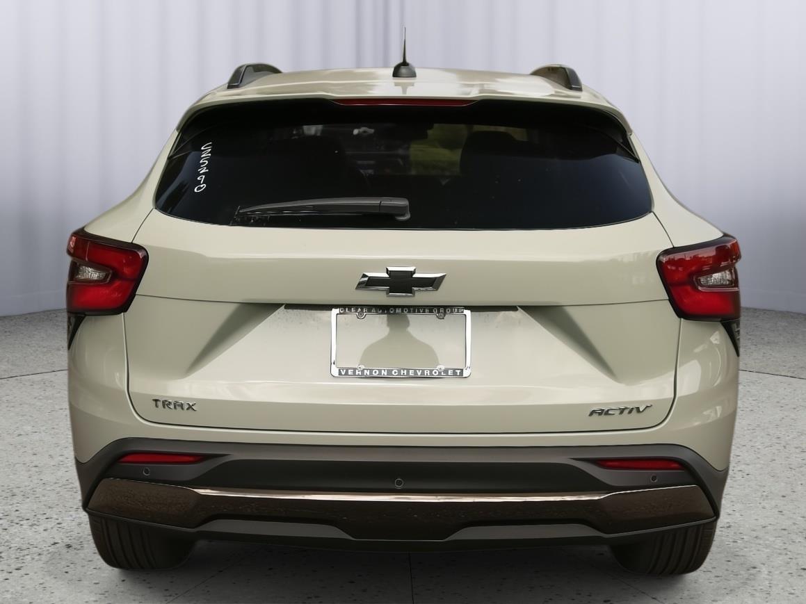 2025 Chevrolet Trax ACTIV photo 6