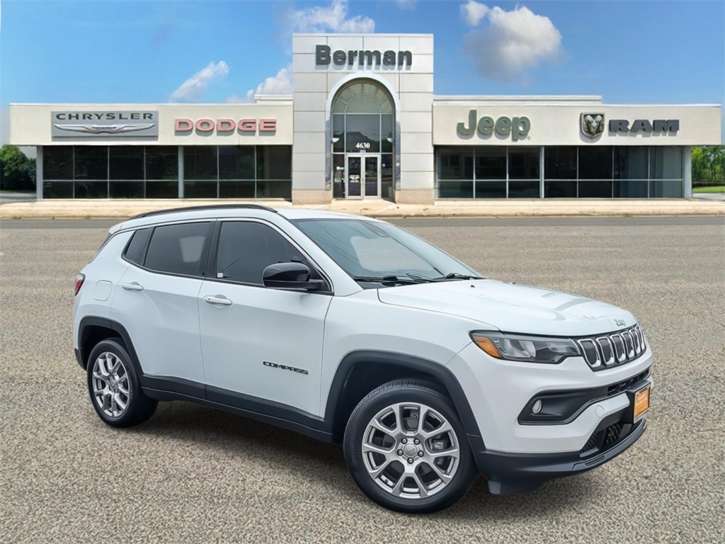 2022 Jeep Compass Latitude Lux