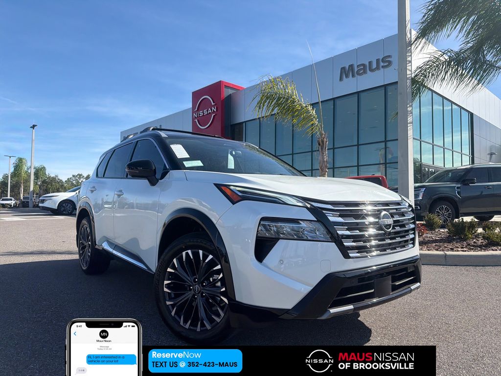 2026 Nissan Rogue Platinum's photo