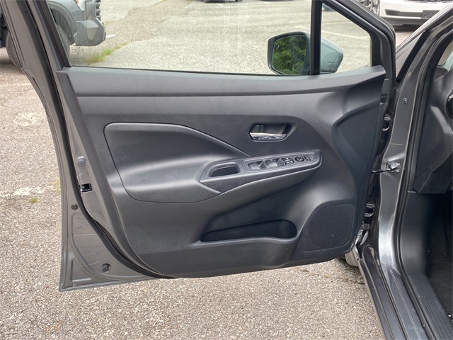 2024 Nissan Versa 1.6 SV photo 19