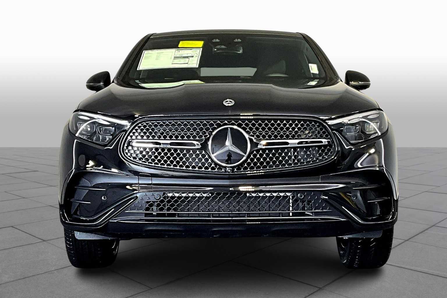 2026 Mercedes Benz GLC 300 4MATIC photo 2