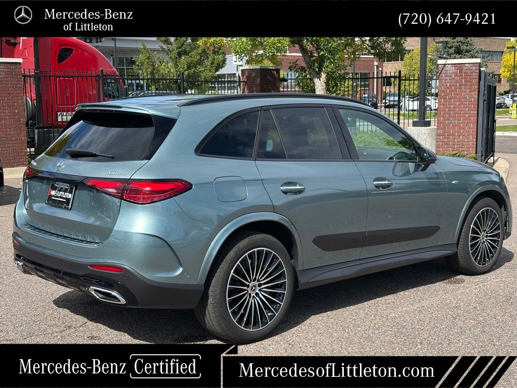 2025 Mercedes Benz GLC 350e 4MATIC photo 3