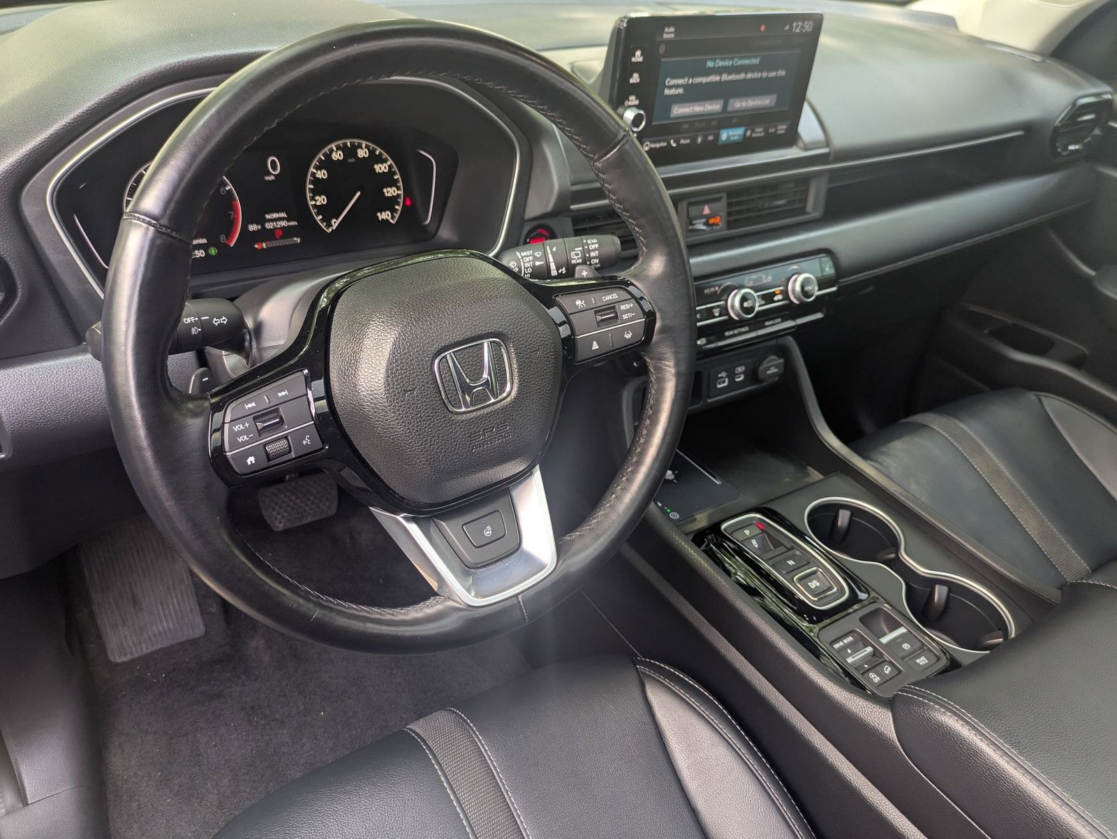 2023 Honda Pilot Touring photo 13