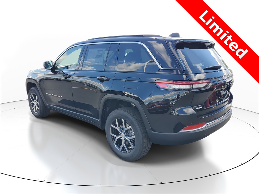 2025 Jeep Grand Cherokee Limited photo 3