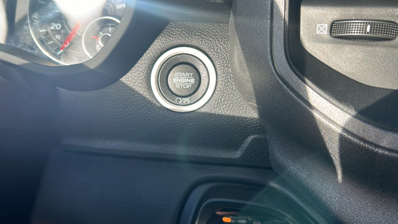 2024 Ram 3500 Tradesman photo 23