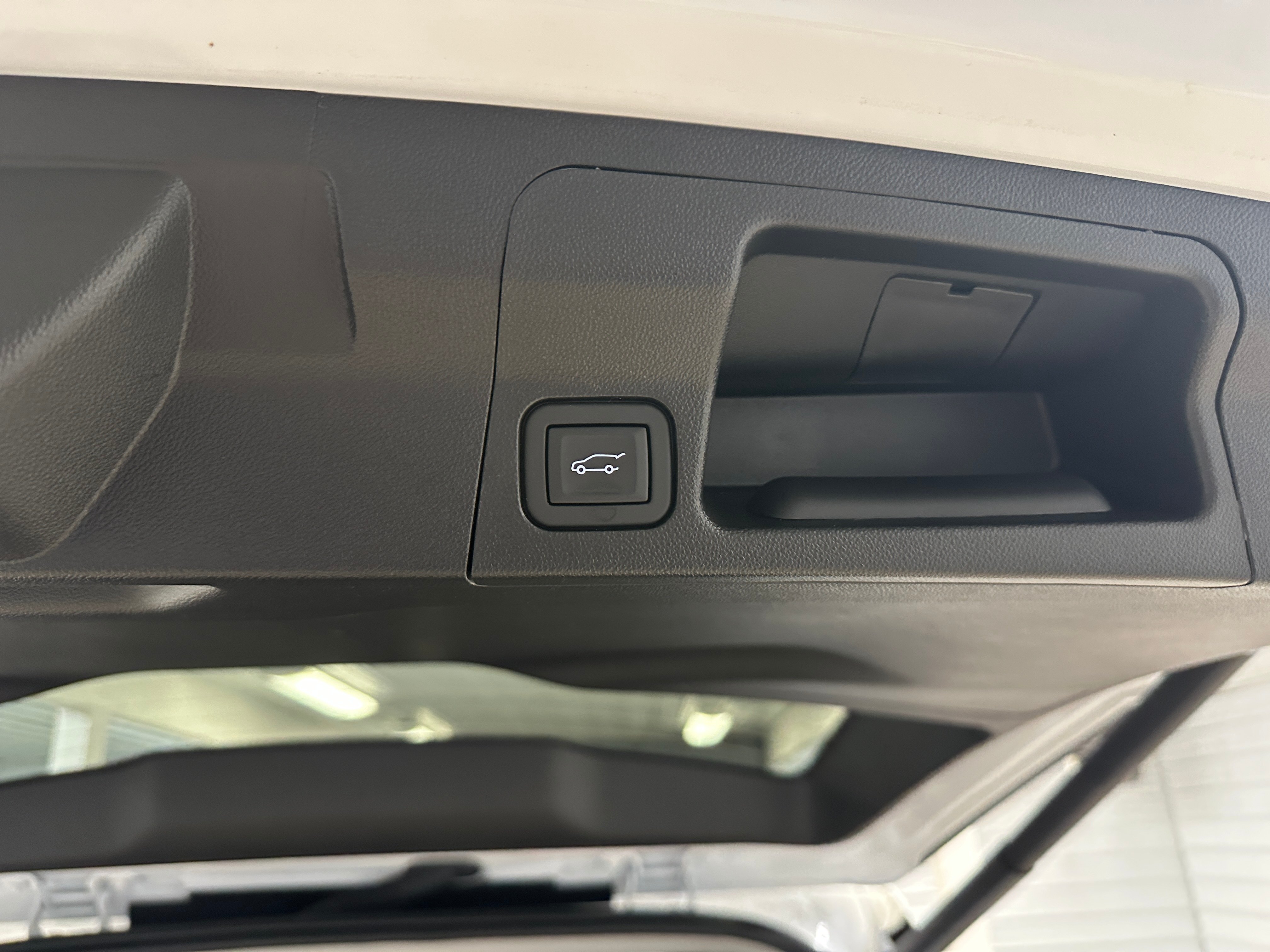 2023 Gmc Acadia SLE photo 2