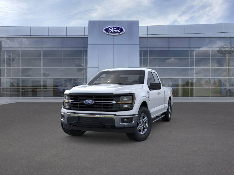 2025 Ford F-150 XLT photo 2
