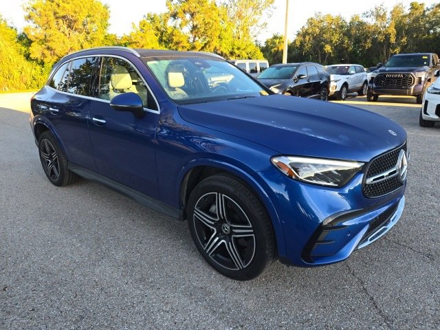 2023 Mercedes Benz GLC 300 photo 6
