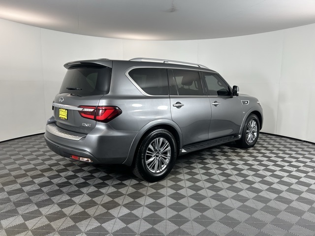2020 Infiniti QX80 Luxe photo 4
