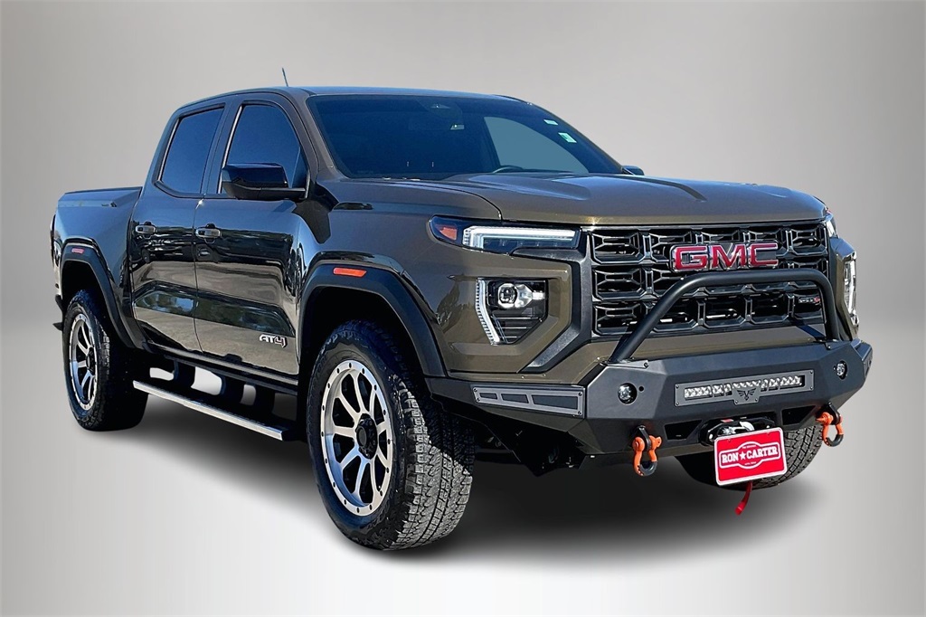 2023 GMC Canyon AT4's photo
